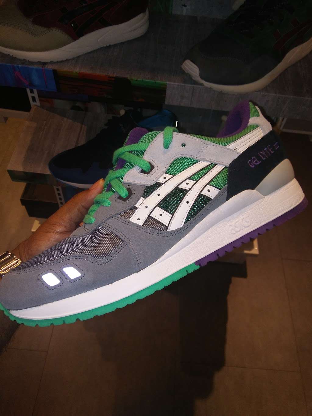 asics philadelphia premium outlets