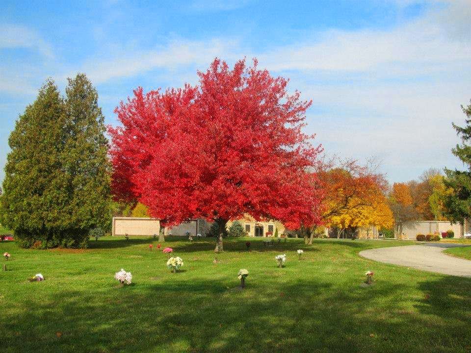 Oaklawn Memorial Gardens - Washington Park Cemetery Association | 9700 Allisonville Rd, Indianapolis, IN 46250, USA | Phone: (317) 849-3616