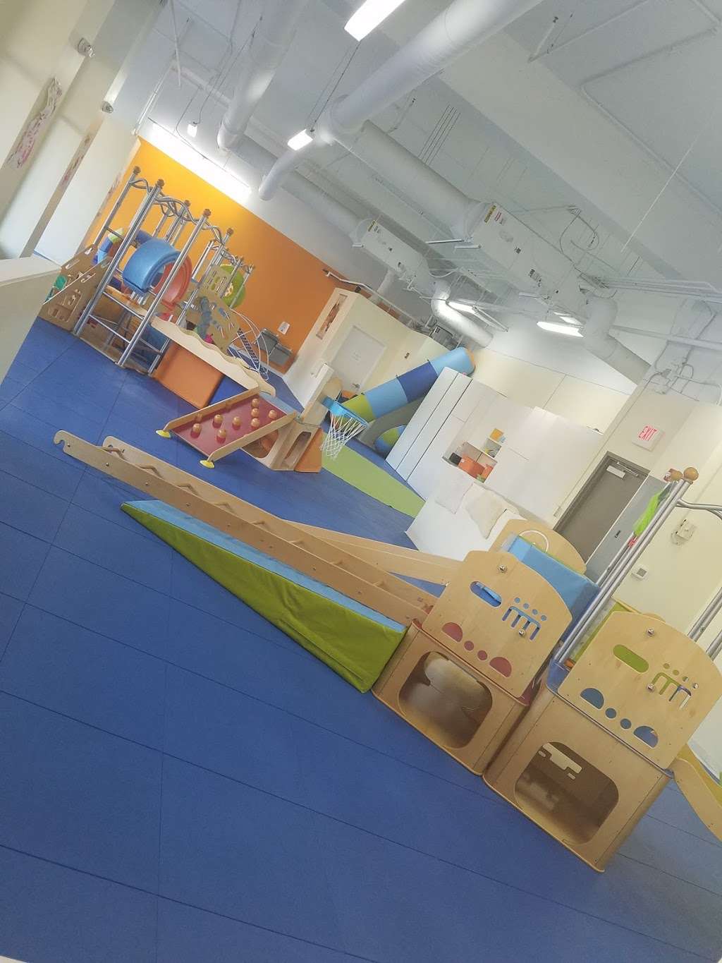 Gymboree Play & Music, Leawood | 10517 Mission Rd, Leawood, KS 66206 | Phone: (913) 262-3339