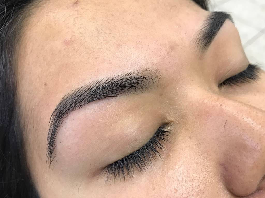 Rinas Threading Salon | 10043 W Hillsborough Ave, Tampa, FL 33615, USA | Phone: (813) 304-0089