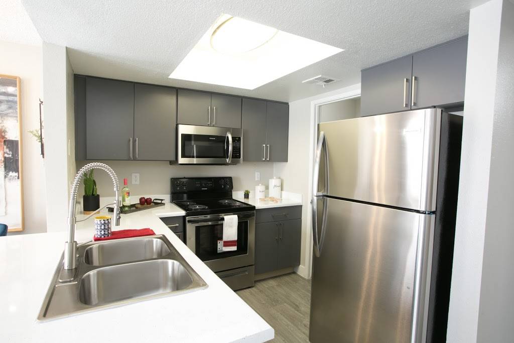 The Met | 2701 N Rainbow Blvd, Las Vegas, NV 89108, USA | Phone: (702) 658-0655