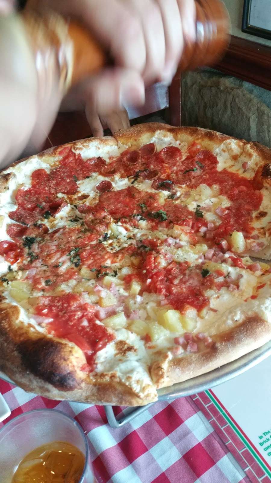 Brooklyn Pizza | 443 River Rd, Edgewater, NJ 07020, USA | Phone: (201) 945-9096