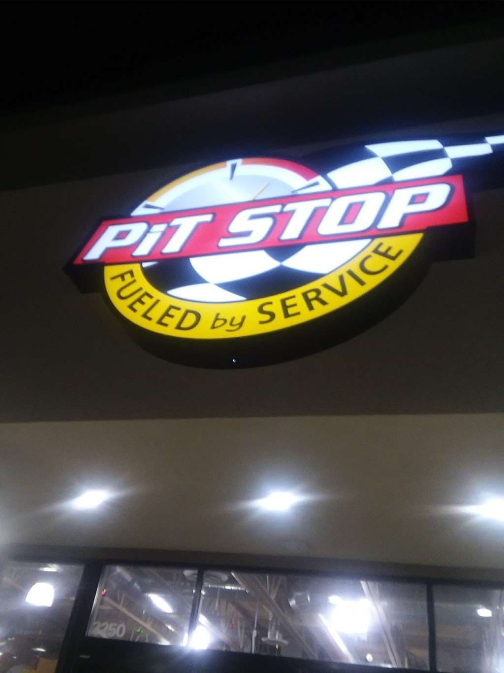 Pit Stop Oil Company | 3250 W Cactus Ave, Las Vegas, NV 89141, USA | Phone: (702) 220-9241