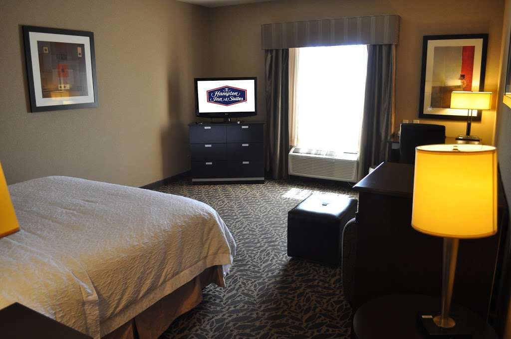 Hampton Inn & Suites Bay City | 4617 7th St, Bay City, TX 77414, USA | Phone: (979) 245-7100