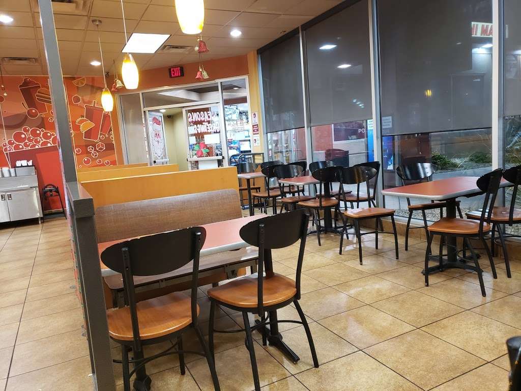 Jack in the Box | 6451 Boulder Hwy, Las Vegas, NV 89122, USA | Phone: (702) 435-6116