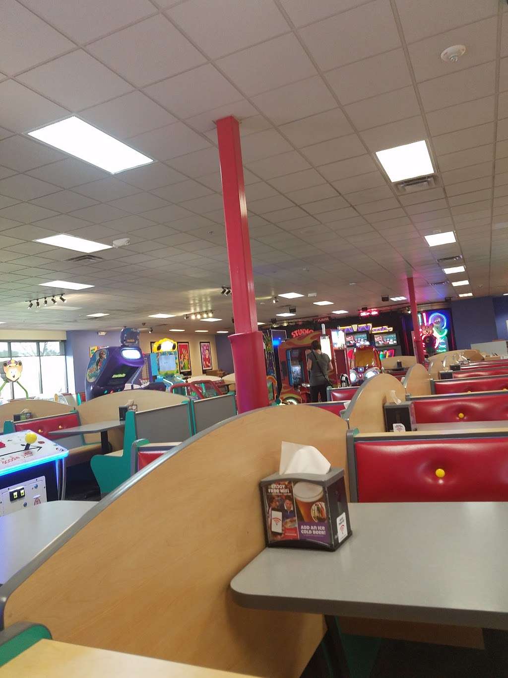 Chuck E. Cheeses | 3250 Chicagoland Cir, Joliet, IL 60435, USA | Phone: (815) 254-0092