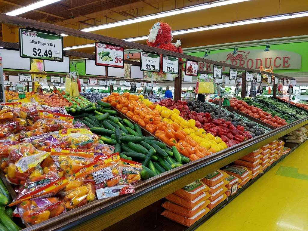 Valli Produce of Glendale Heights | 155 E N Ave, Glendale Heights, IL 60139, USA | Phone: (630) 682-5200