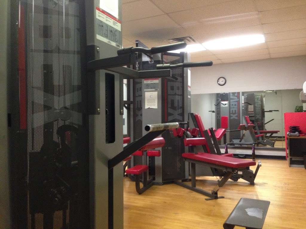 Sports Inn 24 Hr Fitness | 50 Pine Dr, Greencastle, PA 17225 | Phone: (717) 597-5099