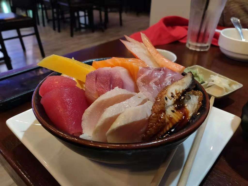 Sake Asian Sushi Wine Bar | 18921 University Blvd #900, Sugar Land, TX 77479, USA | Phone: (281) 778-7900