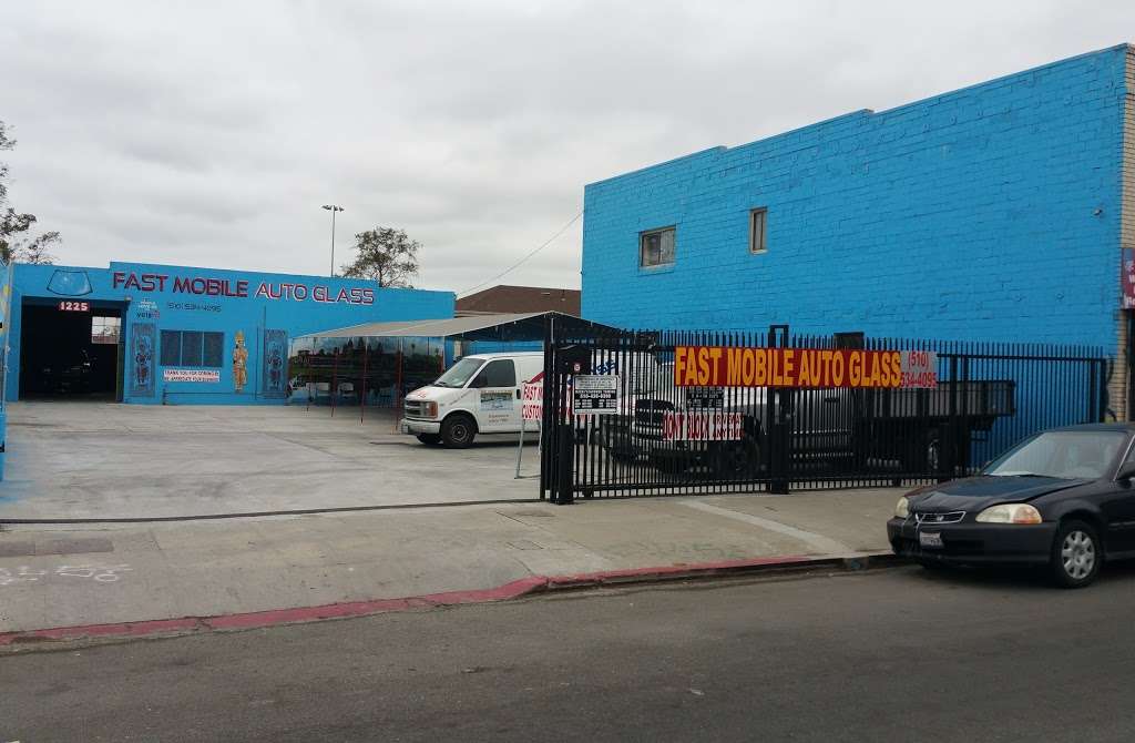 Fast Mobile Auto Glass | 1225 E 12th St, Oakland, CA 94606 | Phone: (510) 534-4095