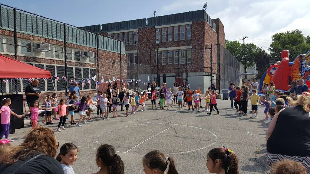 Public School 32 Playground | Staten Island, NY 10308, USA