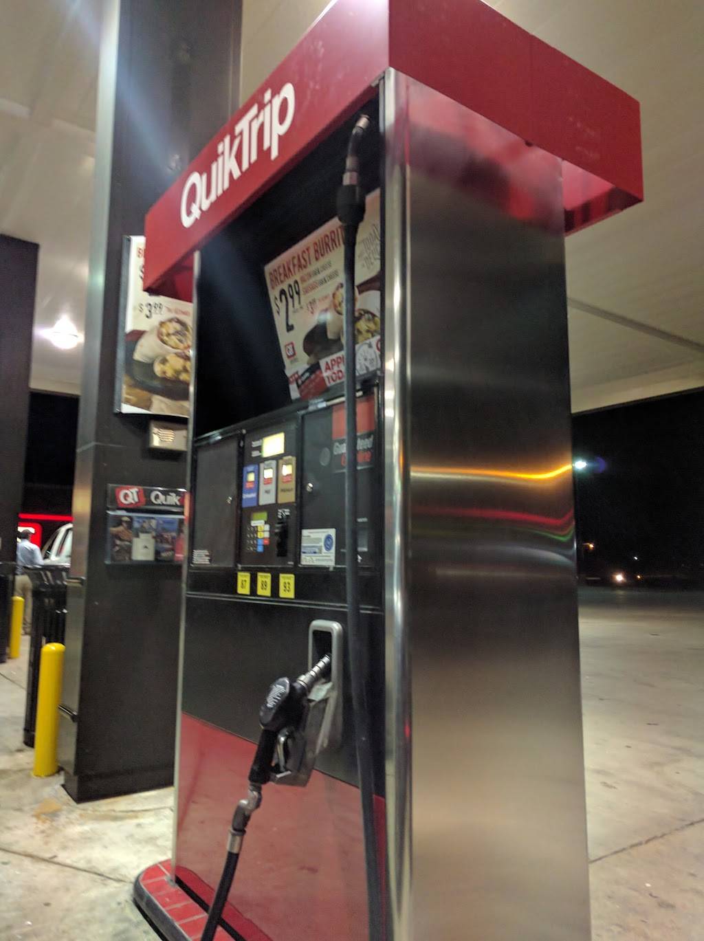 QuikTrip | 901 W Park Blvd, Plano, TX 75075, USA | Phone: (972) 312-1868