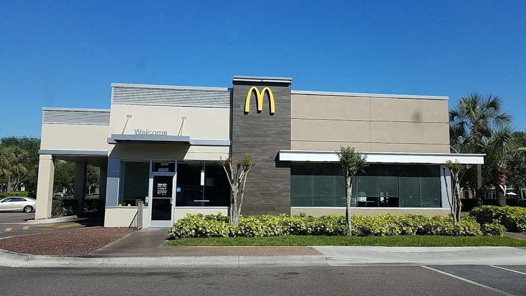 McDonalds | 10701 Narcoossee Rd, Orlando, FL 32832, USA | Phone: (407) 273-3552