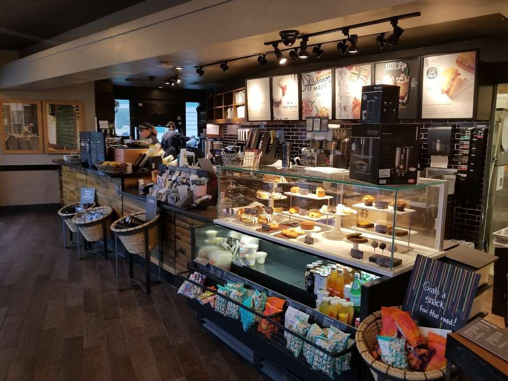 Starbucks | 2208 Lincoln Hwy E, Lancaster, PA 17602, USA | Phone: (717) 394-0932