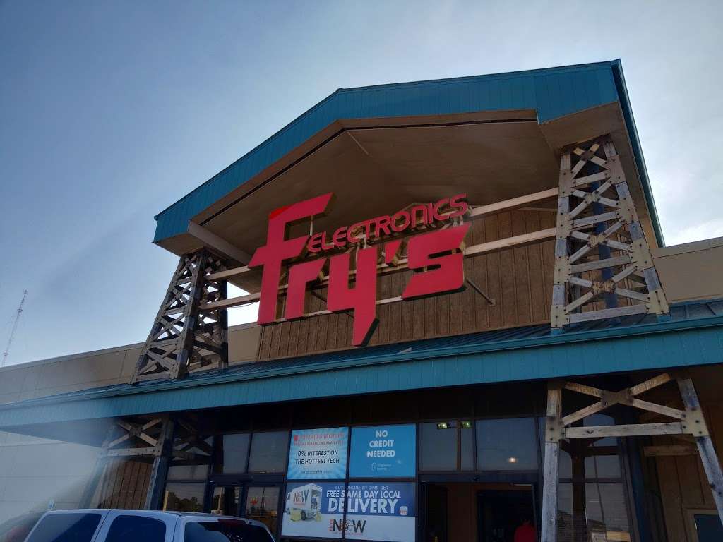 Frys Electronics | 10241 N Fwy Service Rd, Houston, TX 77037, USA | Phone: (281) 931-2200