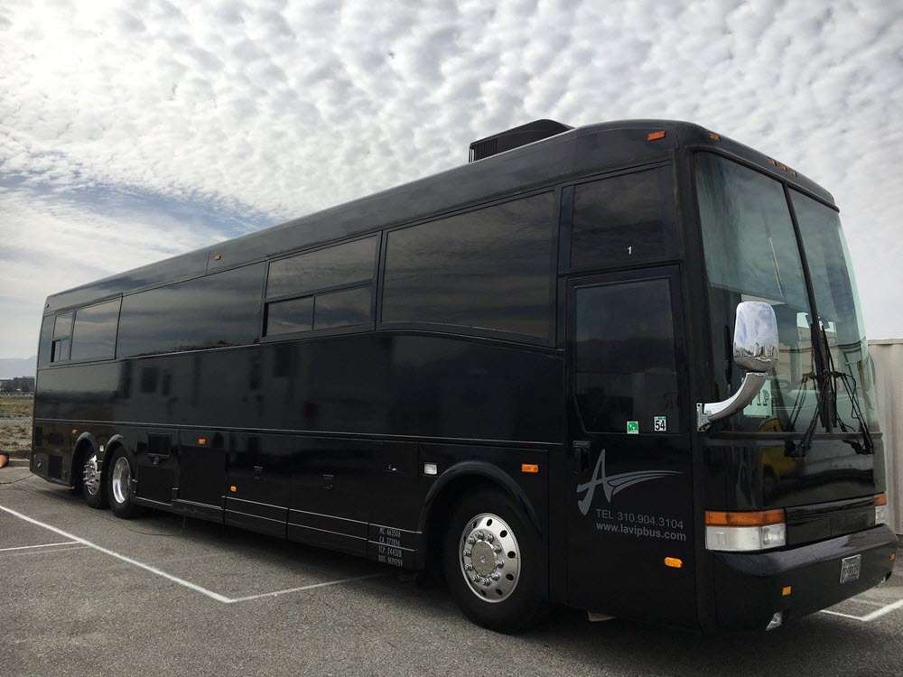 LA VIP Bus | 1432, 1042 E Orange Grove Ave, Burbank, CA 91501, USA | Phone: (310) 904-3104