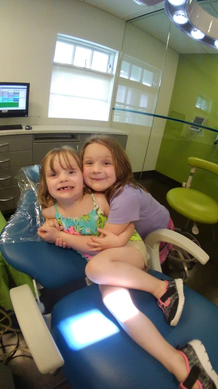 Ashburn Pediatric Dental Center | 42882 Truro Parish Dr #201, Ashburn, VA 20148, USA | Phone: (703) 726-4333