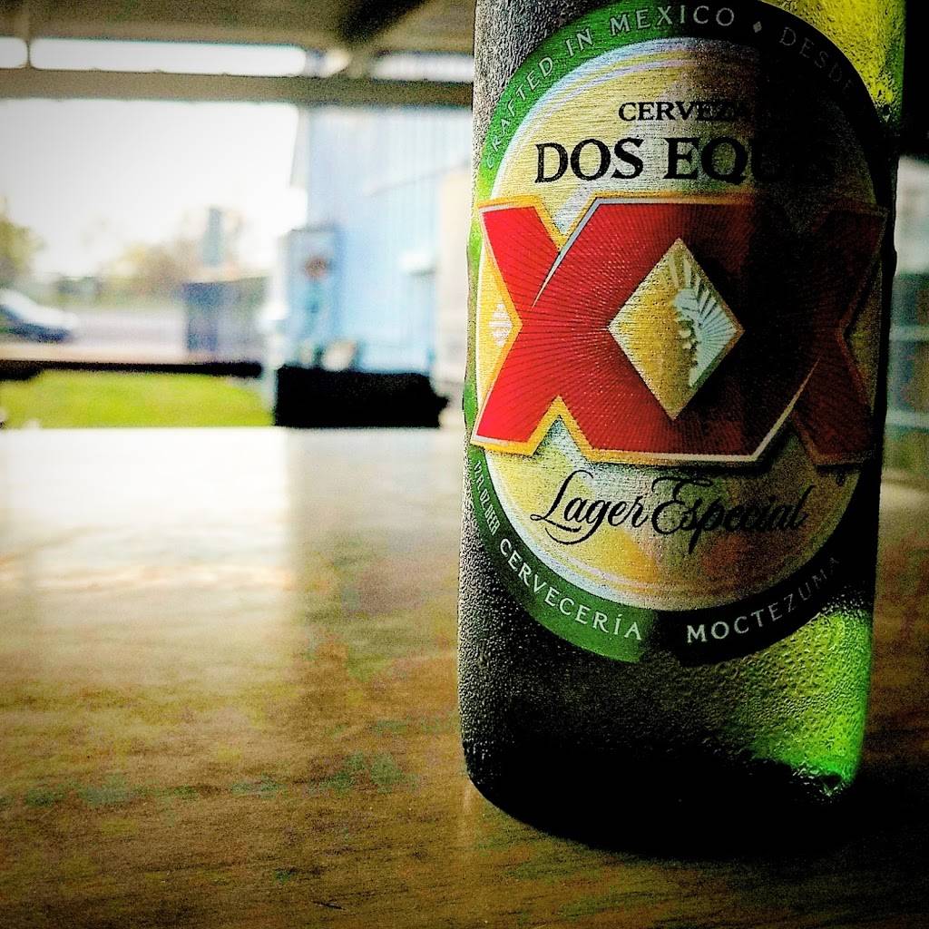 Tommys Oasis Bar & Karaoke | 8115 S Cooper St, Arlington, TX 76001, USA | Phone: (817) 453-5645