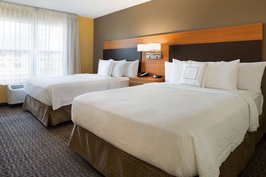 TownePlace Suites by Marriott Chicago Naperville | 1843 W Diehl Rd, Naperville, IL 60563, USA | Phone: (630) 548-0881