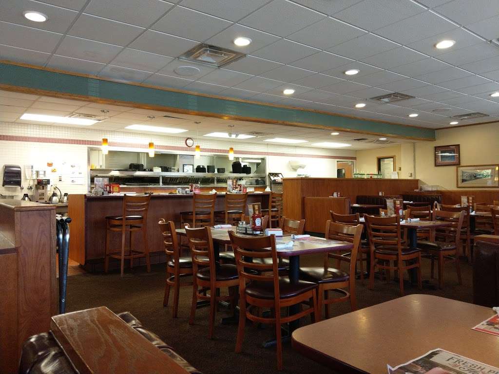 Dennys | 4541 Sunset Rd, Charlotte, NC 28216, USA | Phone: (704) 597-9224