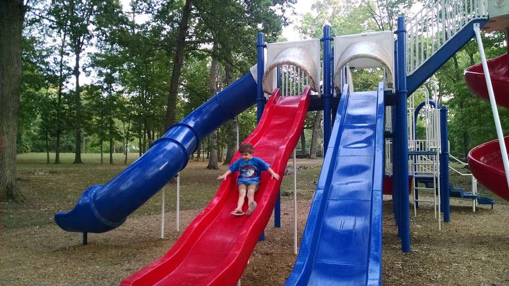 Doubs Woods Park | 1307 Maryland Ave, Hagerstown, MD 21740, USA | Phone: (240) 313-2700