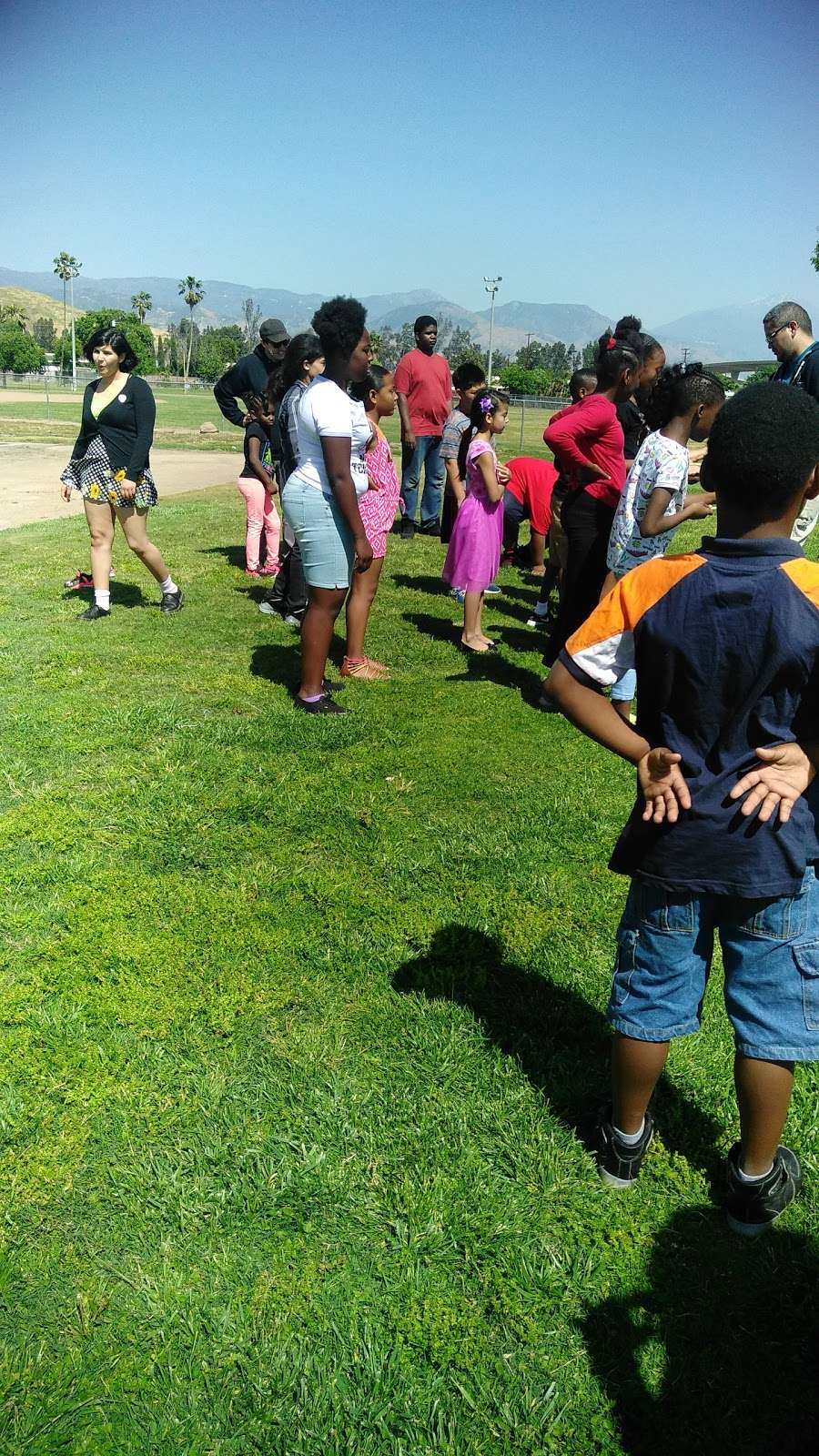 Delmann Heights Park | 2969 N Flores St, San Bernardino, CA 92405, USA | Phone: (909) 384-5233