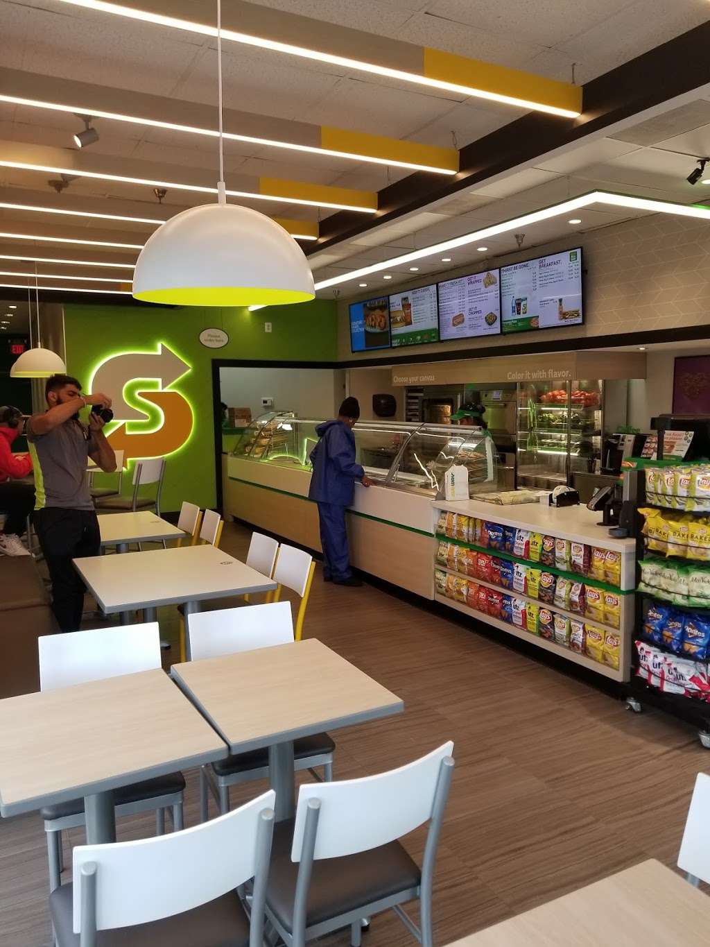 Subway | 7077 Martin Luther King Jr Hwy, Landover, MD 20785 | Phone: (301) 772-5303