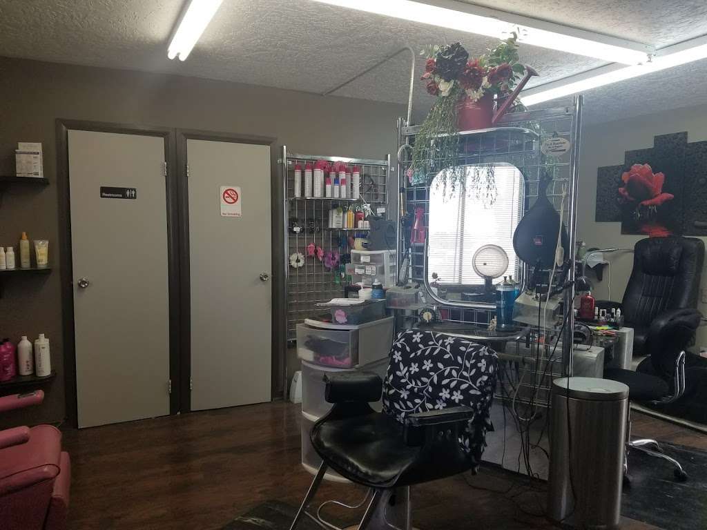 Joies Salon | 15444 Vista Rd, Helendale, CA 92342, USA | Phone: (760) 952-1366