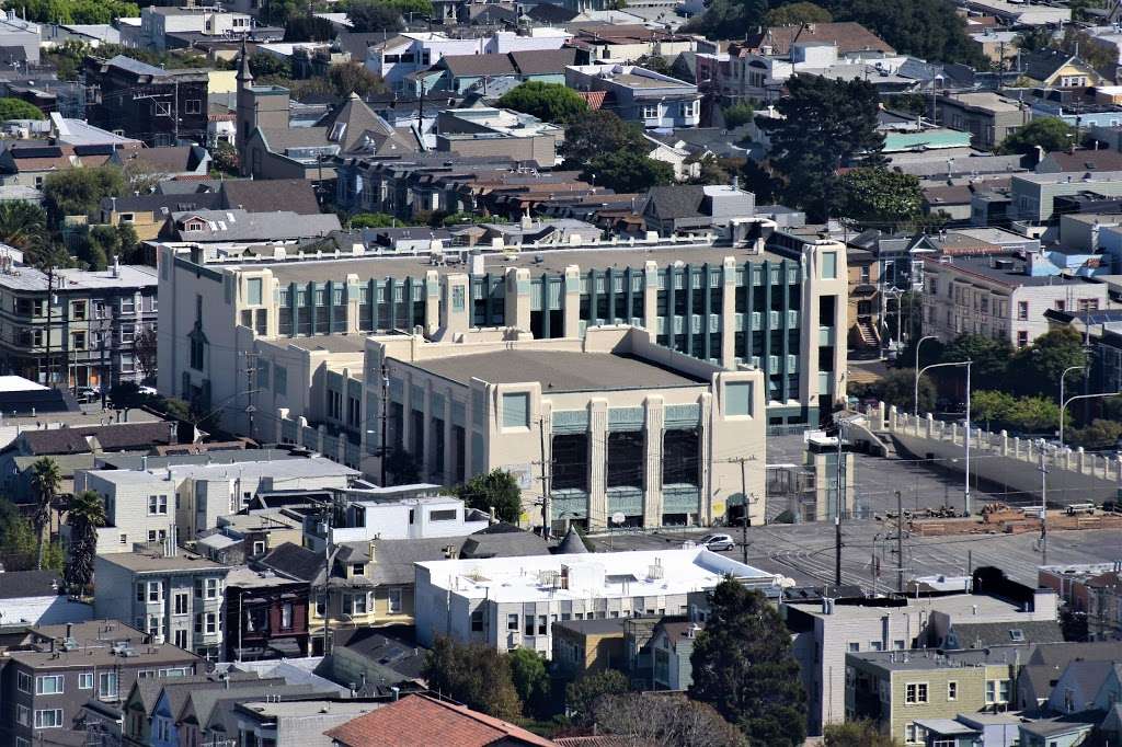 James Lick Middle School | 1220 Noe St, San Francisco, CA 94114, USA | Phone: (415) 695-5675