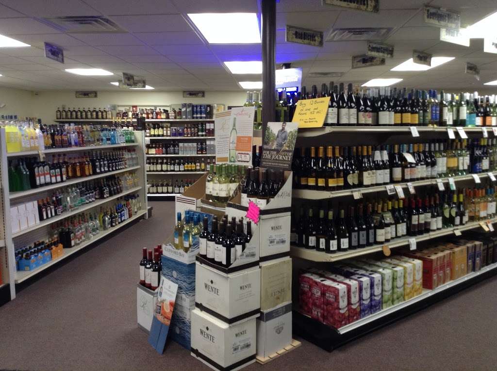 Tyngsboro Liquor | 24 Middlesex Rd, Tyngsborough, MA 01879, USA | Phone: (978) 251-0101