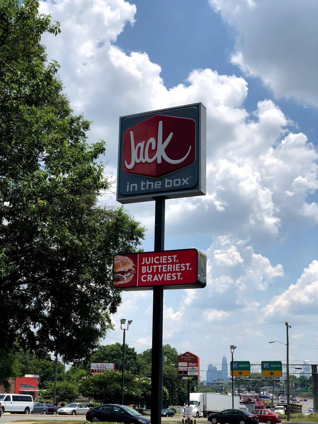 Jack in the Box | 220 N Hoskins Rd, Charlotte, NC 28216, USA | Phone: (704) 392-6166