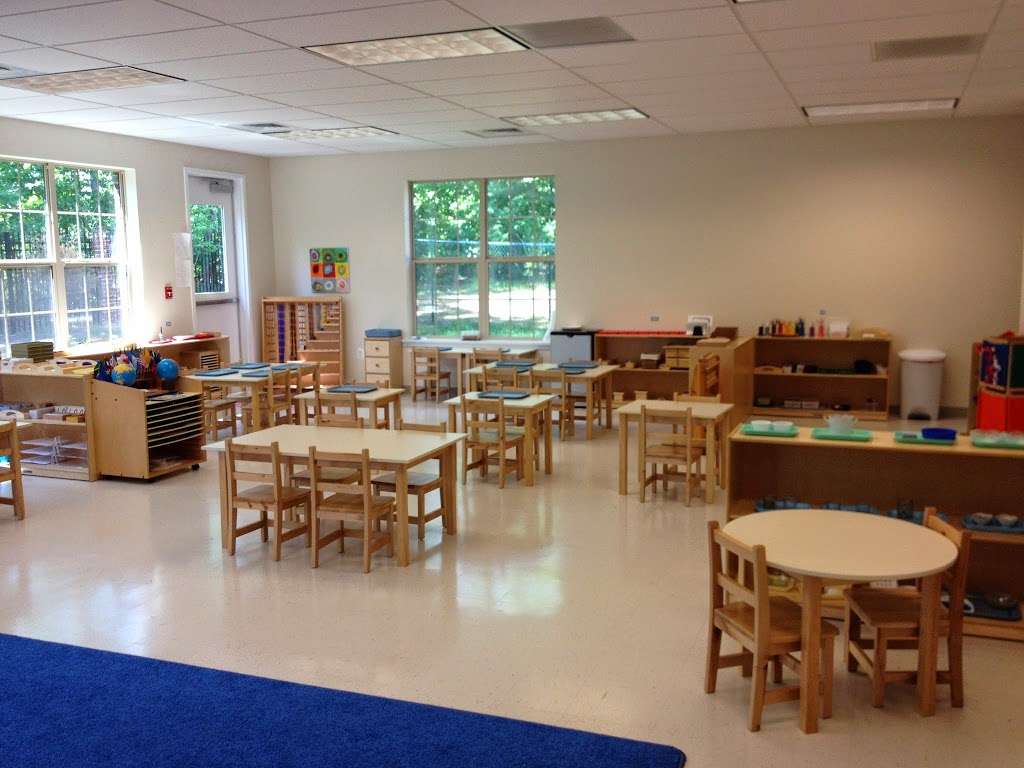 East Gate Montessori School | 43665 Tall Cedars Pkwy, Chantilly, VA 20152, USA | Phone: (703) 542-8600