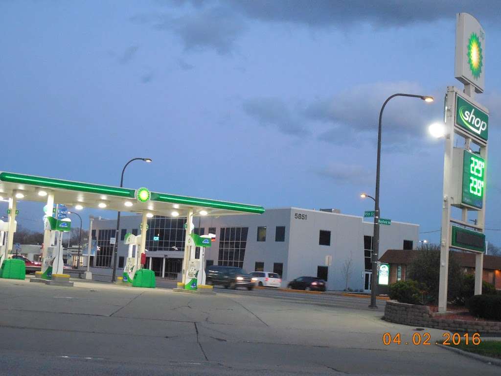 BP | 5870 95th St, Oak Lawn, IL 60453, USA | Phone: (708) 423-2533