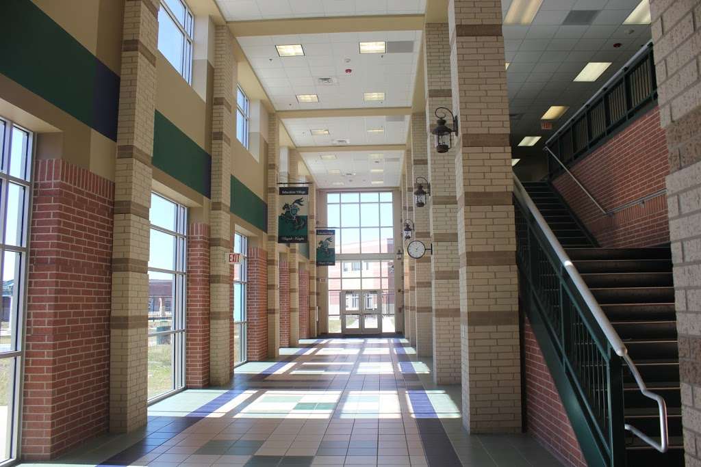 Bayside Intermediate School | 4430 Village Way, League City, TX 77573, USA | Phone: (281) 284-3000