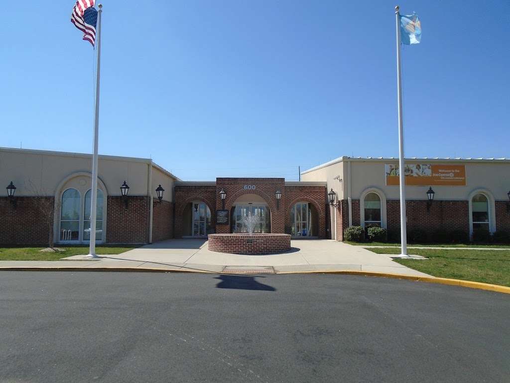 Seaford District Library | 600 N. Market Street Extended, Seaford, DE 19973, USA | Phone: (302) 629-2524