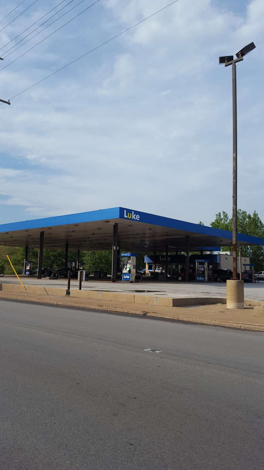 Luke Gas Station | 1051 Indianapolis Blvd, Whiting, IN 46394 | Phone: (219) 473-1425