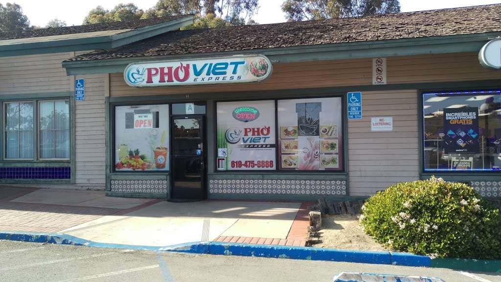 Pho Viet | 2939 Alta View Dr, San Diego, CA 92139, USA | Phone: (619) 475-8888