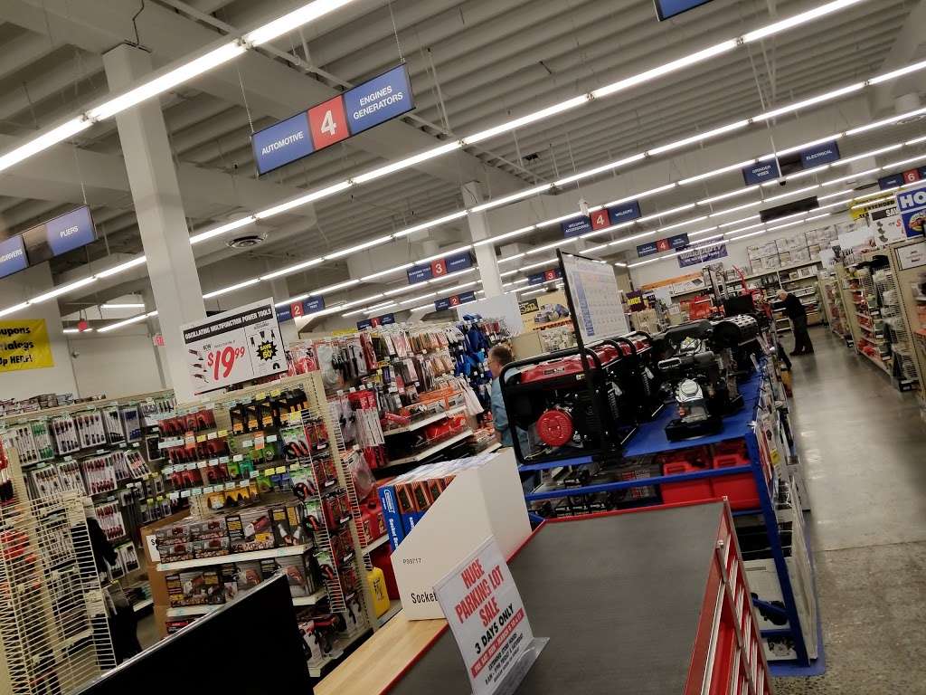 Harbor Freight Tools | 1131 Berryville Ave, Winchester, VA 22601 | Phone: (540) 667-2365