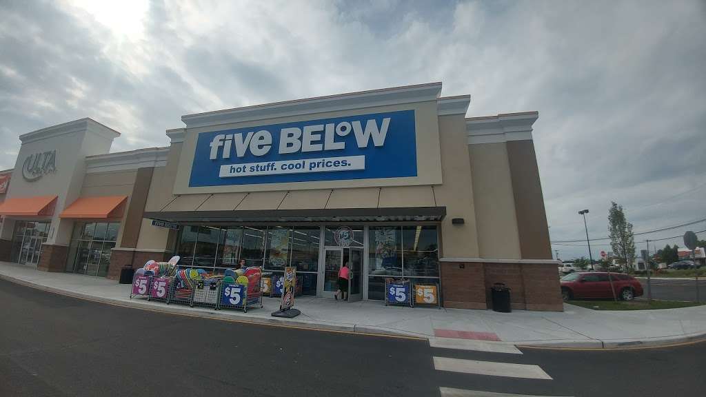 Five Below | 1574 N Dupont Hwy #700, Dover, DE 19901 | Phone: (302) 735-4807