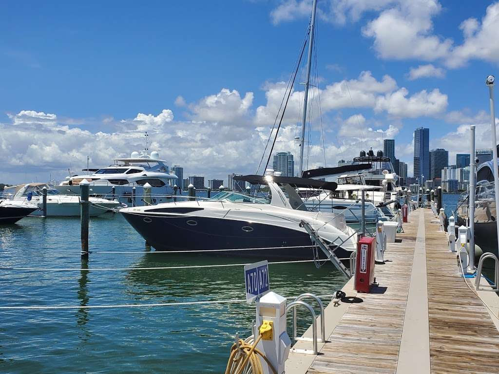 Rickenbacker Marina | 3301 Rickenbacker Causeway, Miami, FL 33149, USA | Phone: (305) 361-1900