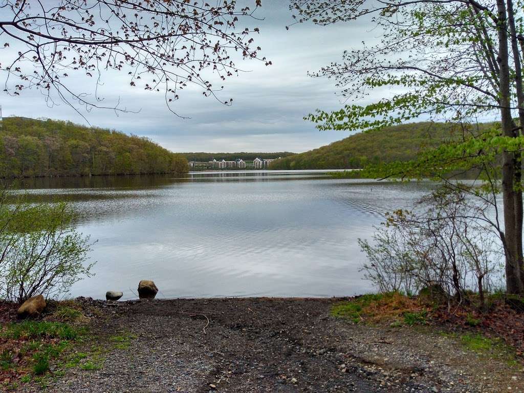 Blue Lake Park Entrance | Tuxedo Park, NY 10987, USA