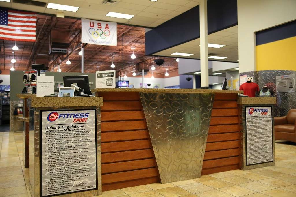 24 Hour Fitness | 3501 Garth Rd, Baytown, TX 77521, USA | Phone: (281) 691-6133