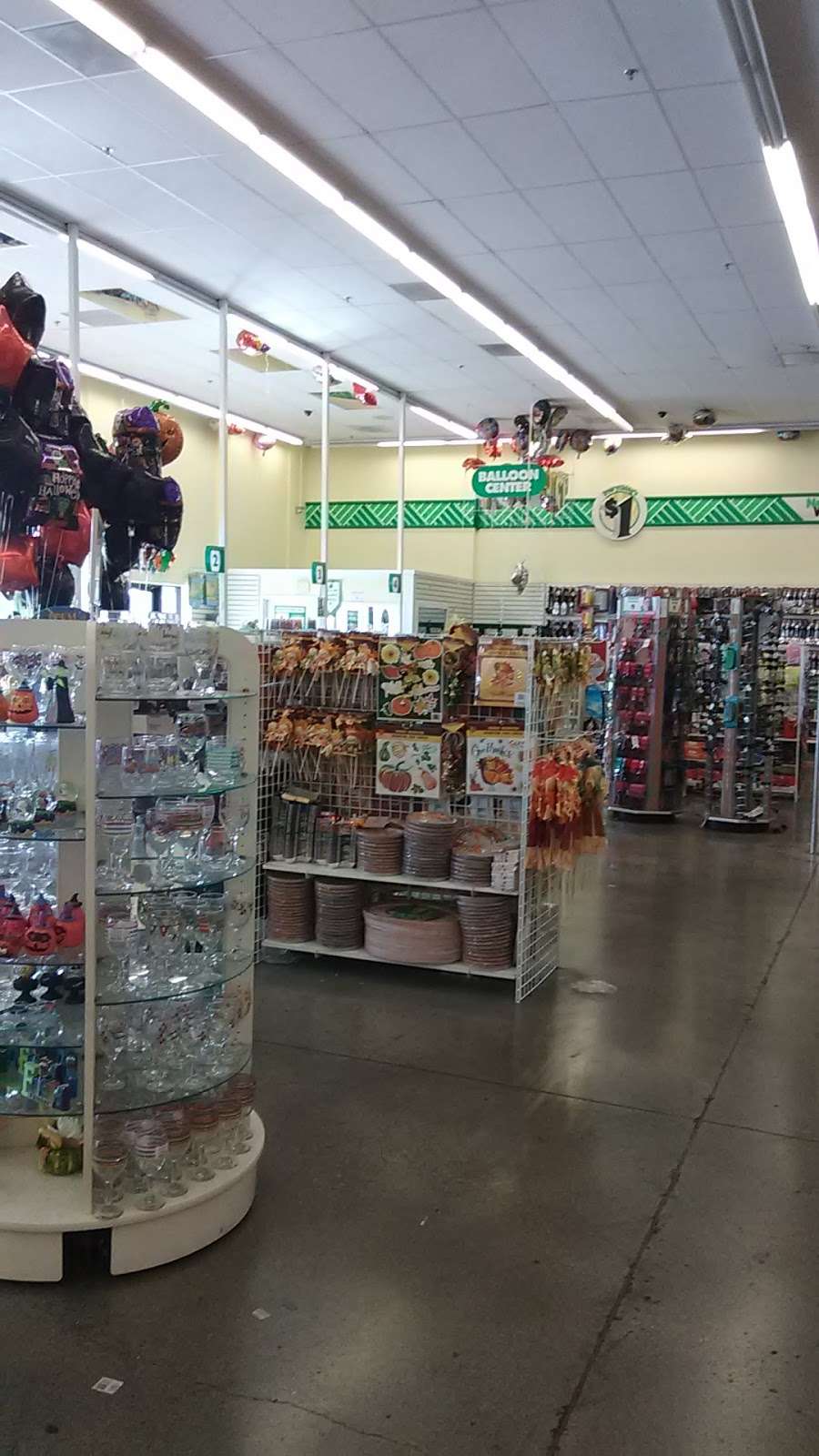 Dollar Tree | 2091 N Rainbow Blvd ste a, Las Vegas, NV 89108, USA | Phone: (702) 636-1334