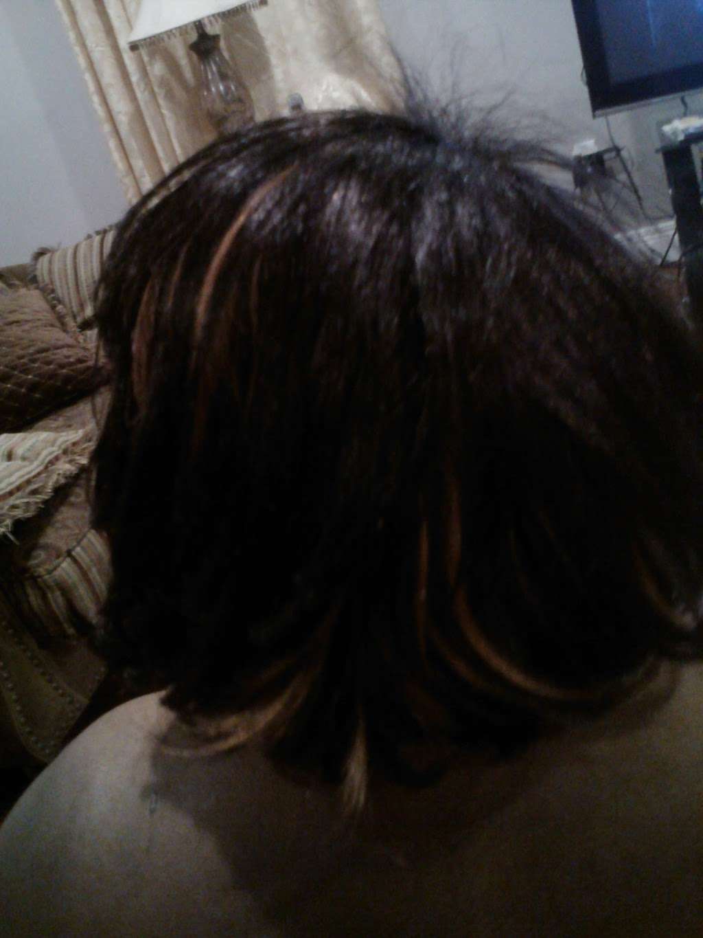 Aicha Hair Braiding Harlem NY | Photo 3 of 5 | Address: 2038 5th Ave, New York, NY 10035, USA | Phone: (917) 553-1774