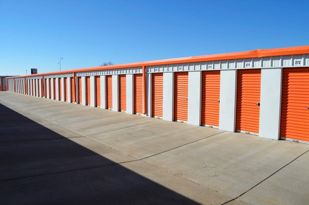 A-Plus Super Storage - N. University | 2502 Clovis Rd, Lubbock, TX 79415, USA | Phone: (806) 744-3636