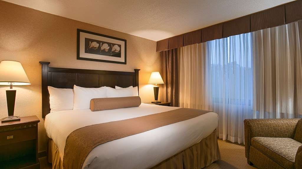 Best Western Plus Rockville Hotel & Suites | 1251 W Montgomery Ave, Rockville, MD 20850 | Phone: (301) 424-4940