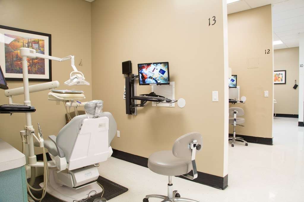 Western Dental & Orthodontics | 1820 N 75th Ave, Phoenix, AZ 85035, USA | Phone: (623) 255-3607