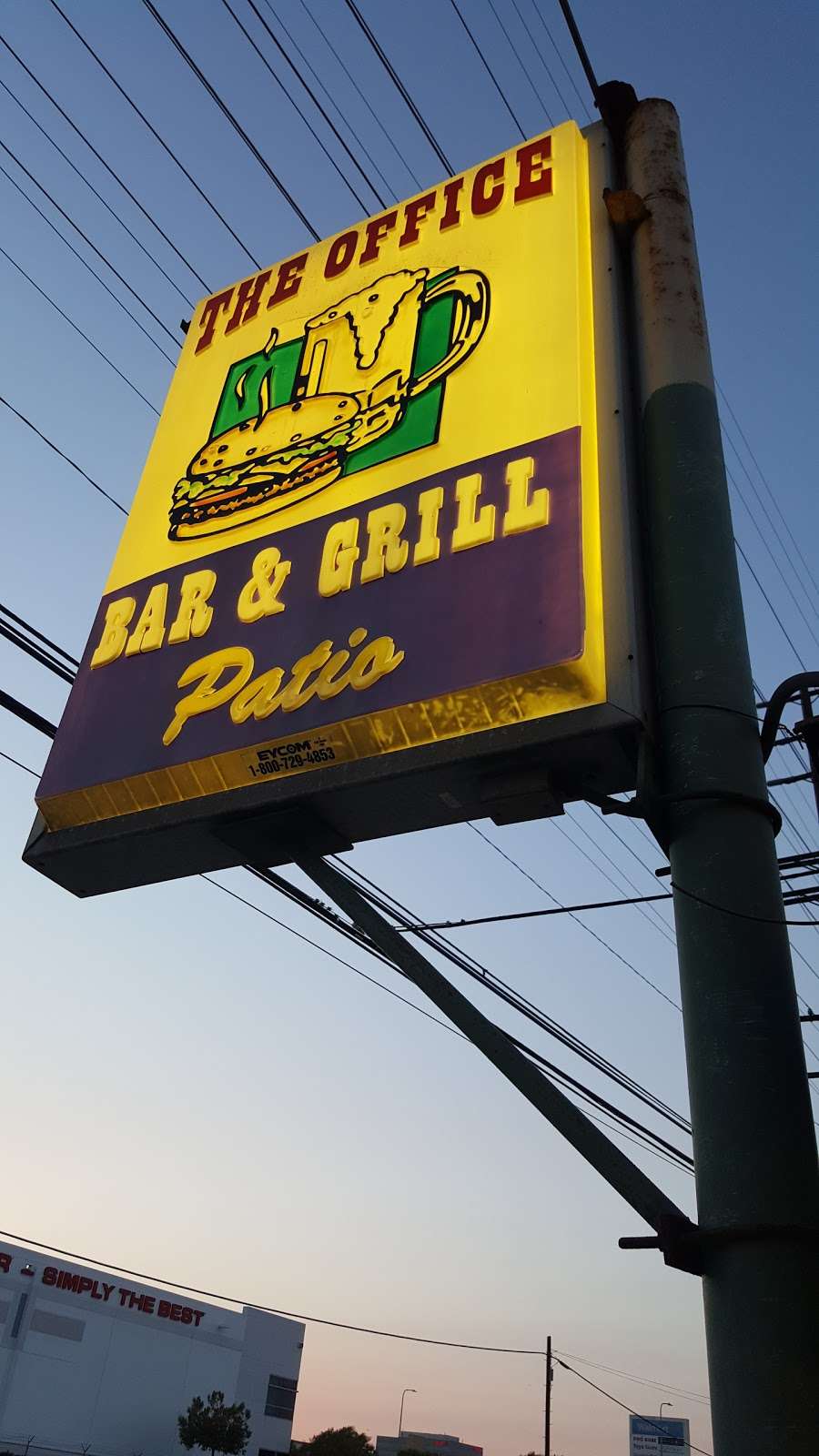 Office Bar & Grill | 19606 Normandie Ave, Torrance, CA 90502, USA | Phone: (310) 324-8948