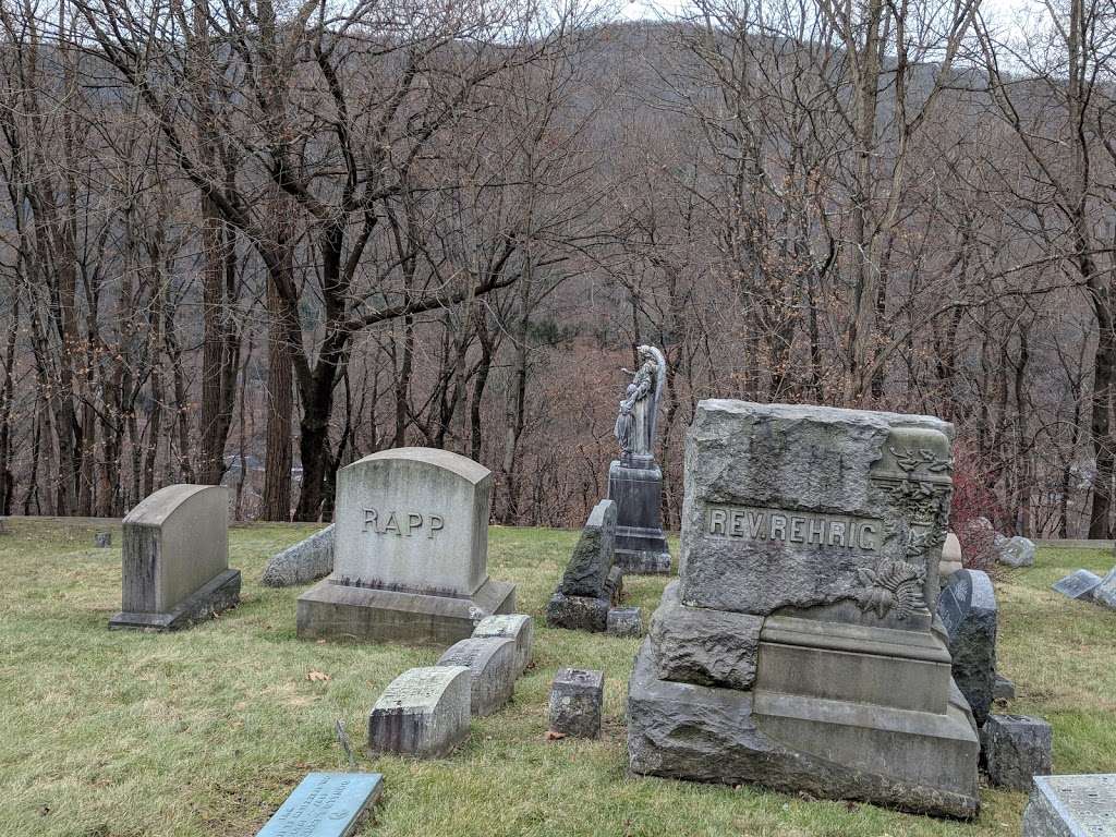 Upper Mauch Chunk Cemetery | 158 South Ave, Jim Thorpe, PA 18229, USA