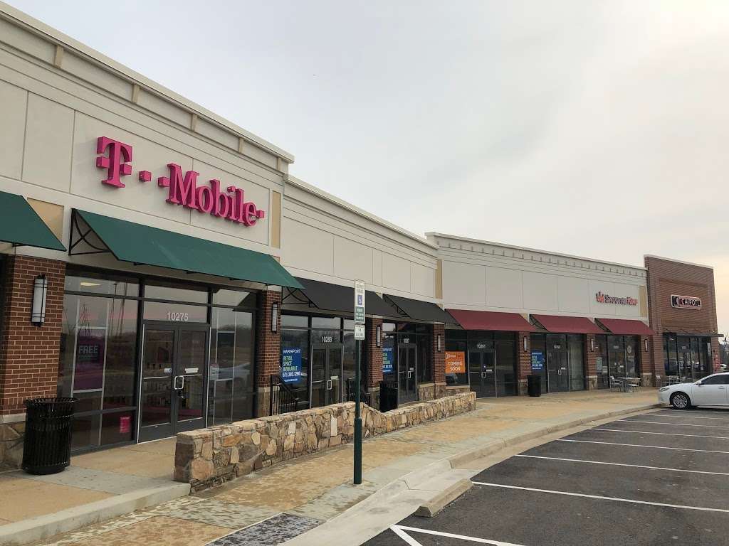 T-Mobile | 10275 Bristow Center Dr, Spc 2, Bristow, VA 20136, USA | Phone: (703) 420-8108